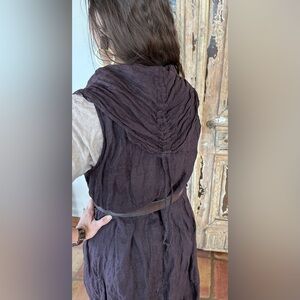 Sarah Pacini Linen cardigan vest w/Metal thread shown w/Magnolia Pearl